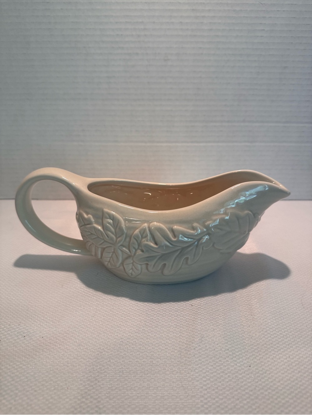 Cream Ceramic Fall Leaf Gravy Boat Farmhouse Thanksgiving